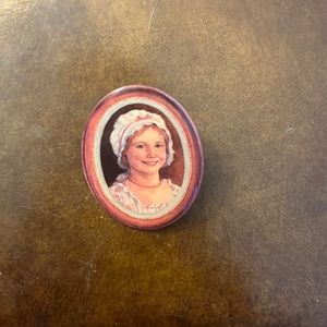 Felicity pin